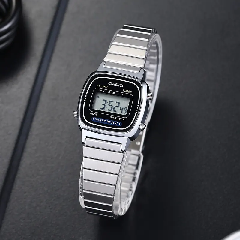 Casio LA670WA-1DF Vintage Retro Ladies Watch