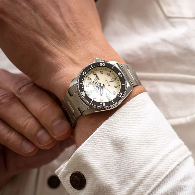 Seiko 5 Sports SKX “Midi” Light Beige Dial Men’s Watch | SRPK31K1